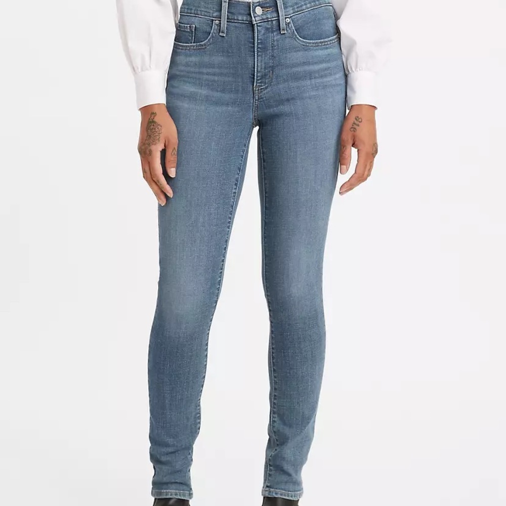 Levi’s skinny jeans